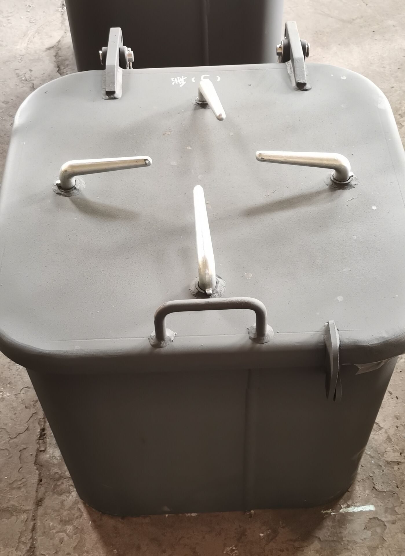 aluminum watertight hatch cover1346862.jpg aluminum watertight hatch cover1.jpg